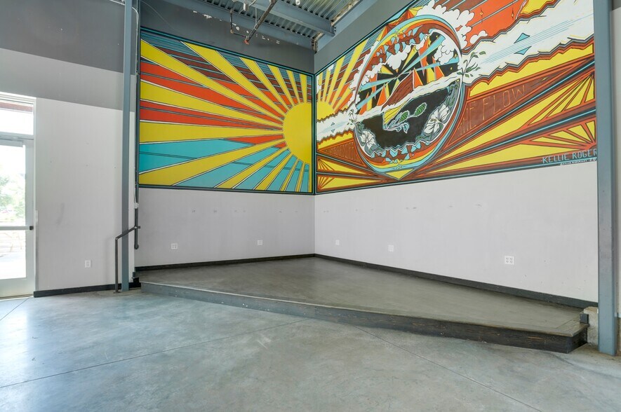 More Photos Of 18455 W Colfax Ave, Golden Storefront For Lease