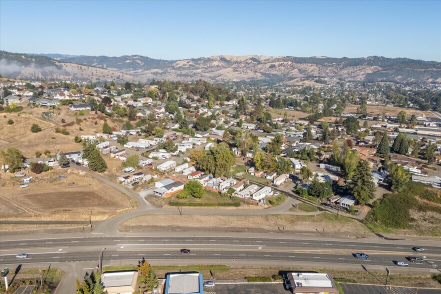 Primary Photo Of 200 Emils Way, Roseburg Manufactured Housing Mobile Home Park For Sale