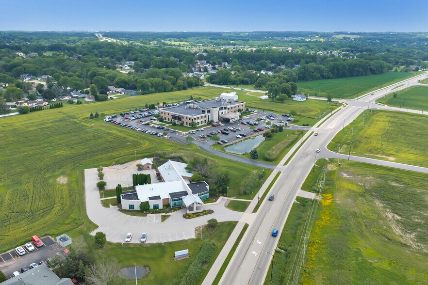 More Photos Of 2141 Lime Kiln Rd, Green Bay Medical For Sale