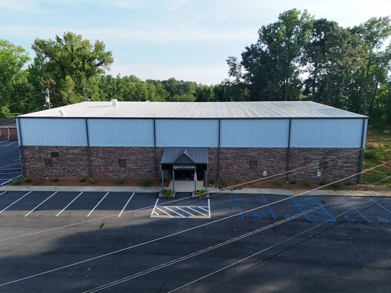 Primary Photo Of 3825 Saluda Dam Rd, Easley Specialty For Sale