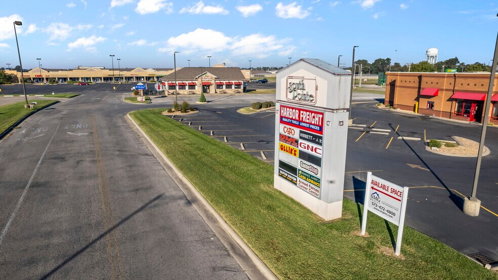 More Photos Of 1213 S Main St, Sikeston Unknown For Lease