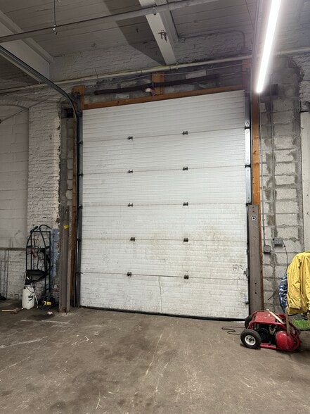 More Photos Of 7 Dunnell Ln, Pawtucket Warehouse For Lease