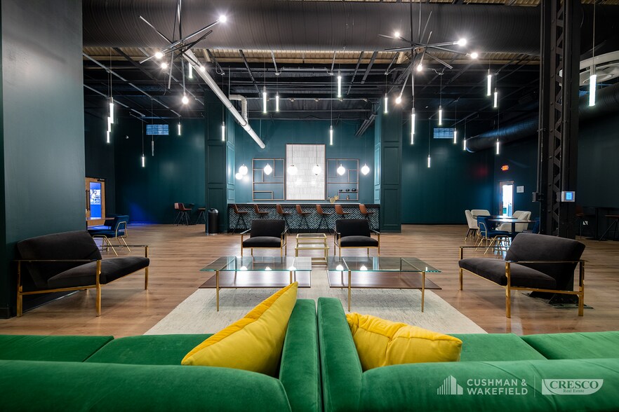 More Photos Of 850 E 72nd St, Cleveland Warehouse For Lease