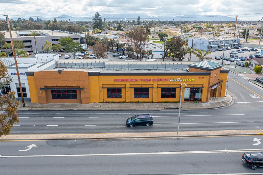 More Photos Of 2320 E Vineyard Ave, Oxnard Auto Repair For Sale