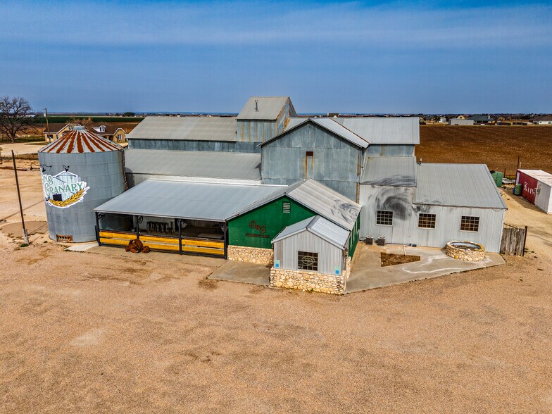 More Photos Of 8336 TX 570, San Angelo Restaurant For Sale