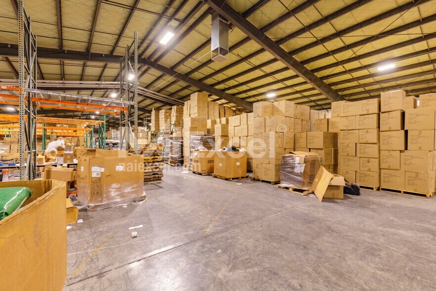 More Photos Of 444 N Industrial Rd, Saint George Warehouse For Lease