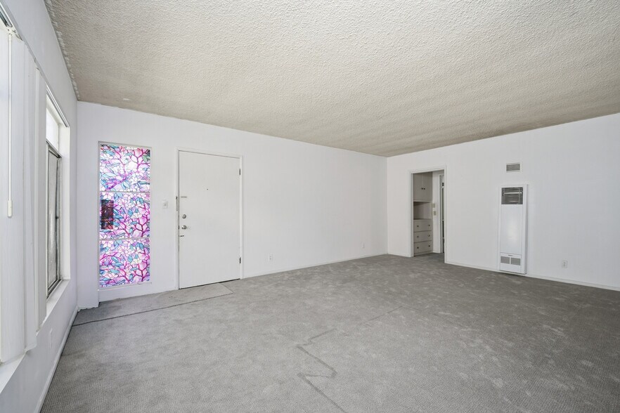 More Photos Of 1631 Granville Ave, Los Angeles Apartments For Sale