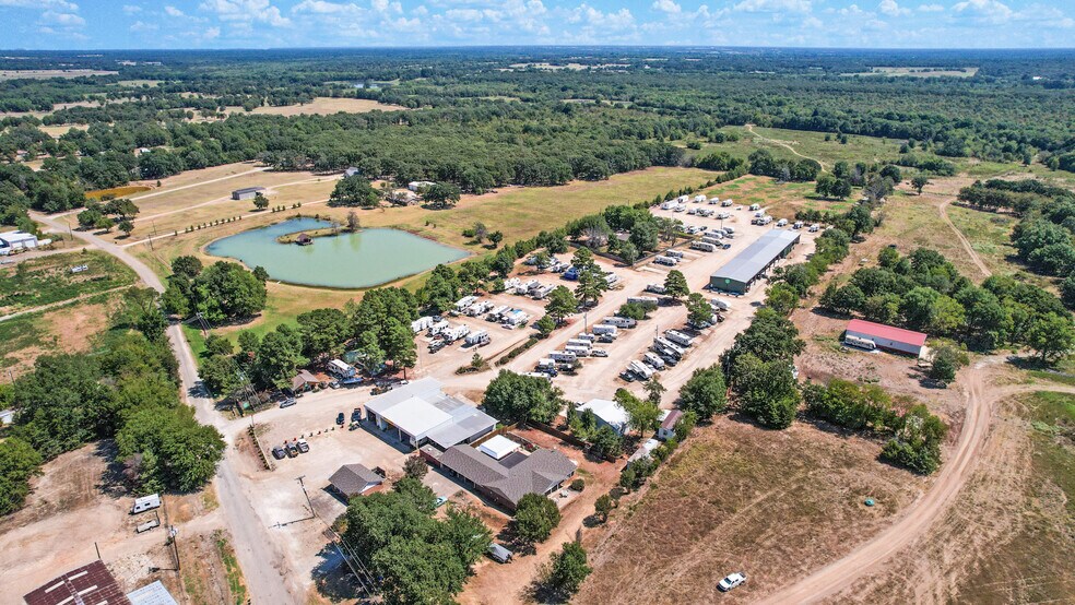 More Photos Of 120 County Road 42000, Paris Trailer Camper Park For Sale