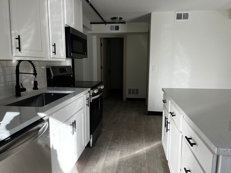 More Photos Of 480 8th St, Red Wing Apartments For Sale
