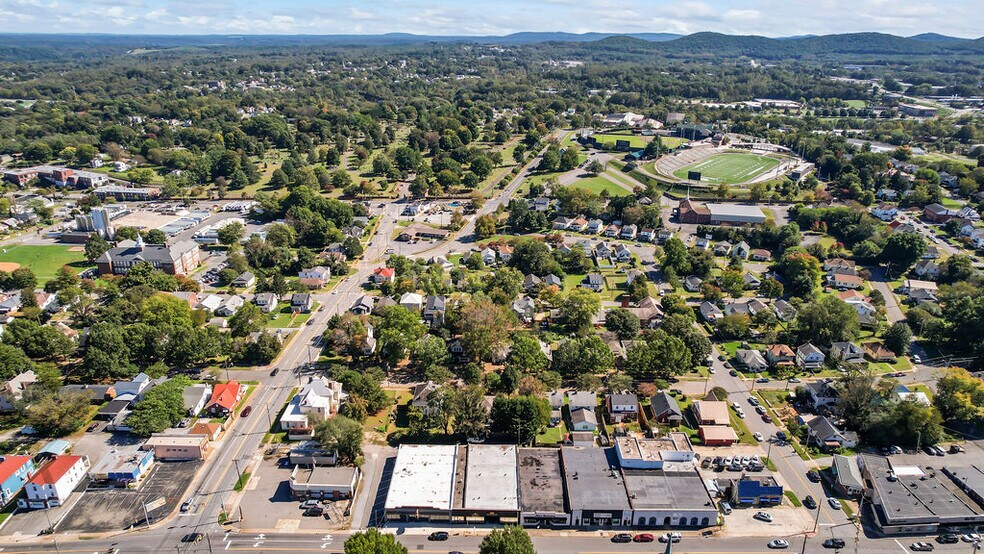 More Photos Of 3014 Memorial Ave, Lynchburg Restaurant For Sale