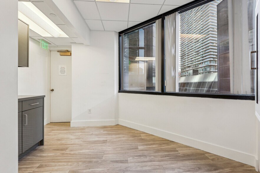 More Photos Of 1200 Brickell Ave, Miami Office For Sale