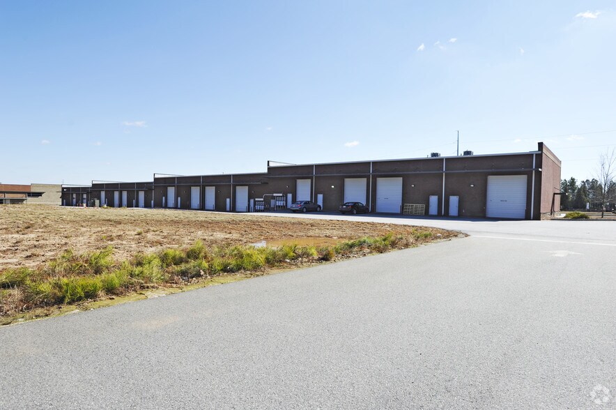 More Photos Of 935 Hwy 124, Braselton Flex For Lease