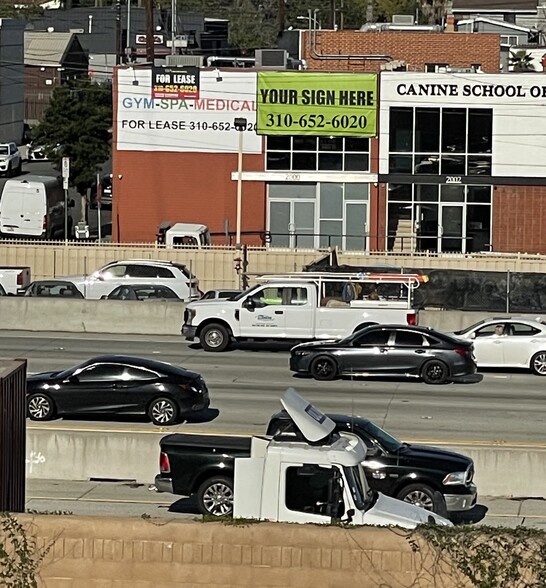 More Photos Of 2000 Cotner Ave, Los Angeles Showroom For Lease