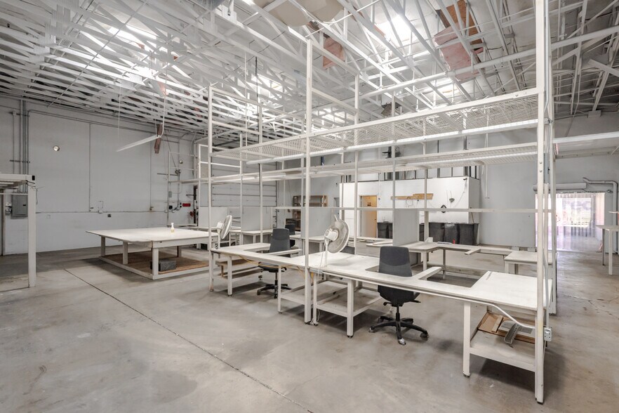 More Photos Of 1950 Centers Ave, Lake Havasu City Warehouse For Lease