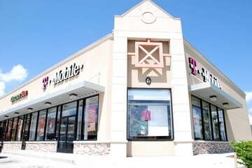 More Photos Of 10701 W Bellfort Ave, Houston Unknown For Lease