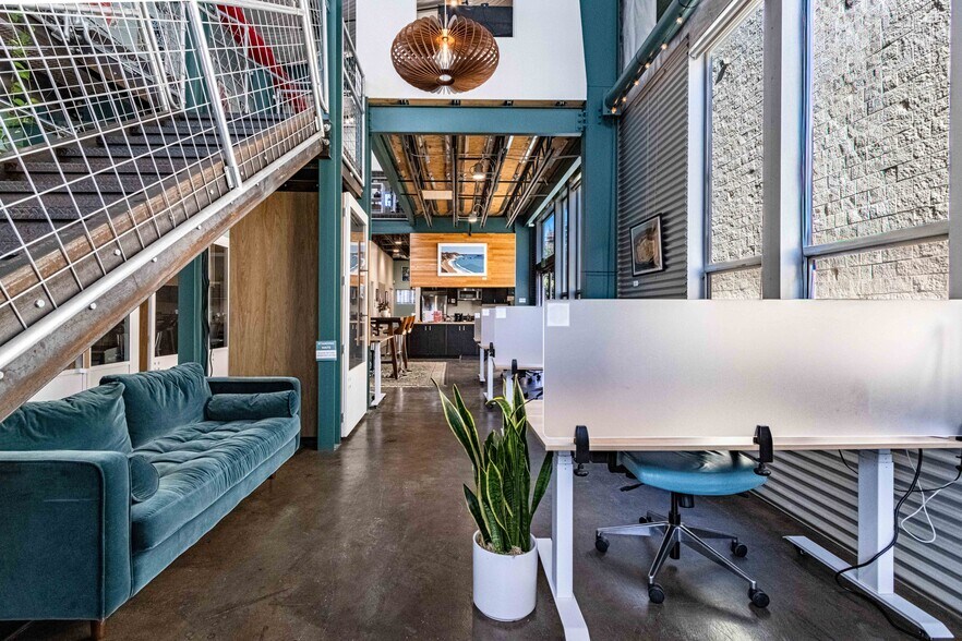 More Photos Of 6940 Burnett St, Sebastopol Office For Sale