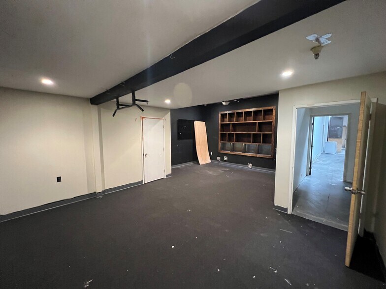 More Photos Of 1820-1828 Stone Ave, San Jose Warehouse For Sale