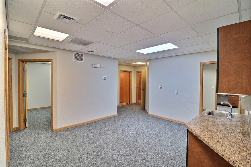 More Photos Of 1624 17th Ave, Greeley Medical For Lease