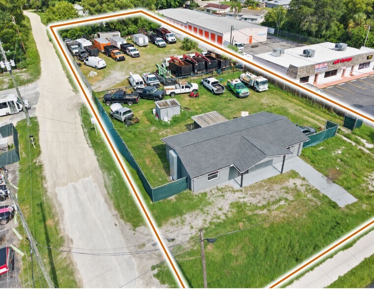 More Photos Of 3830 Grand Blvd, New Port Richey Flex For Sale