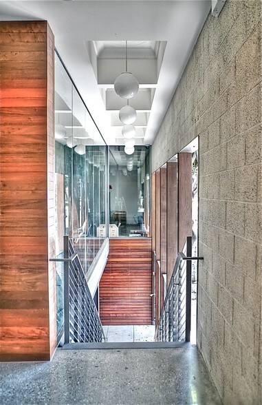 More Photos Of 1702 Olympic Blvd, Santa Monica Loft Creative Space For Lease