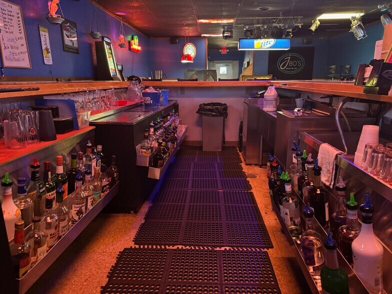 More Photos Of 68290 S Main St, Iron River General Retail For Sale