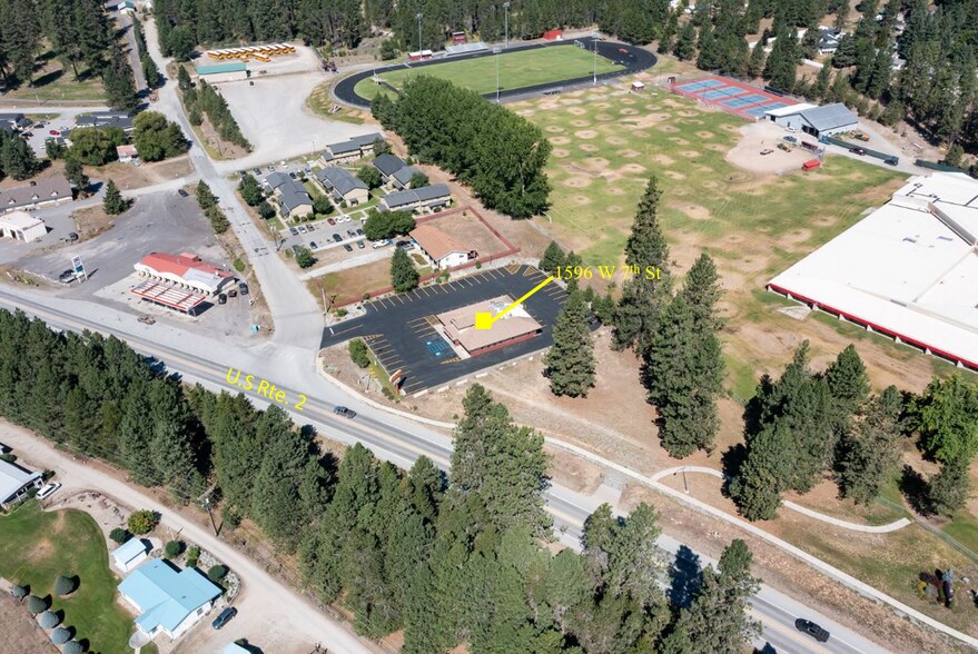 More Photos Of 1596 W 7th St, Newport Restaurant For Sale