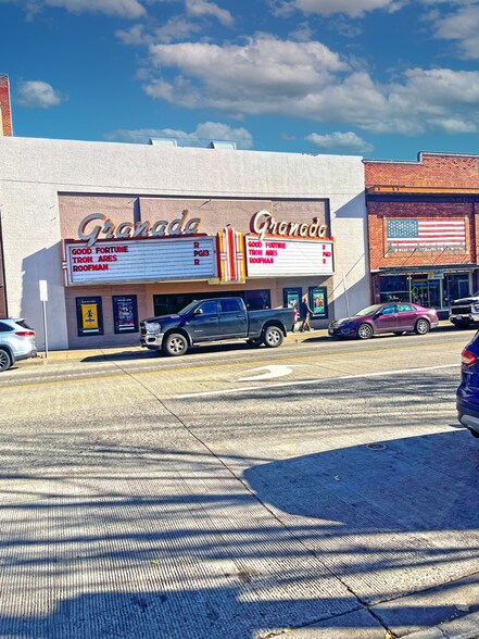 More Photos Of 1311 Adams Ave, La Grande Sports And Entertainment For Sale