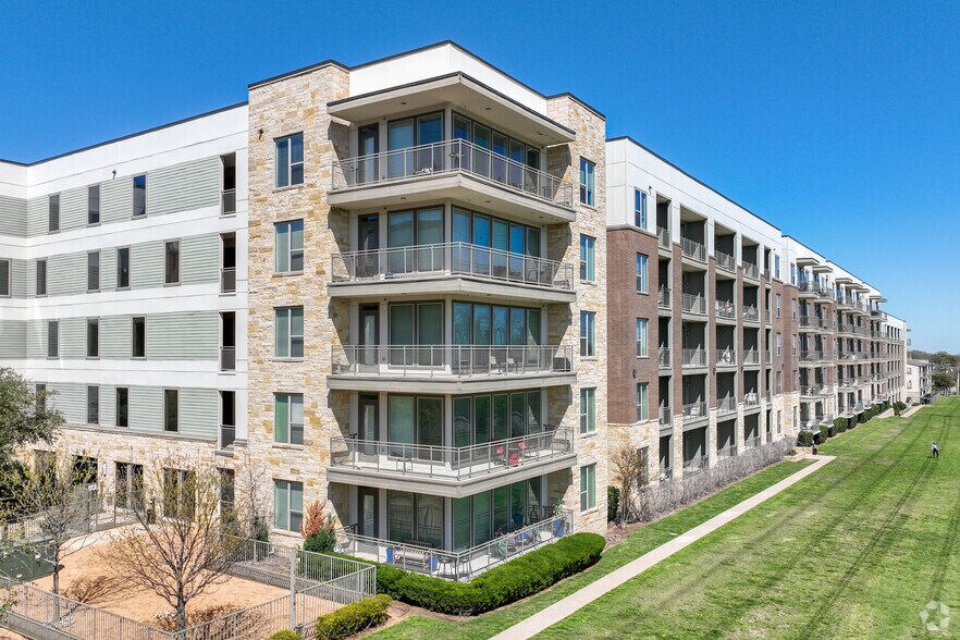 Primary Photo Of 4646 Amesbury Dr, Dallas Apartments For Lease
