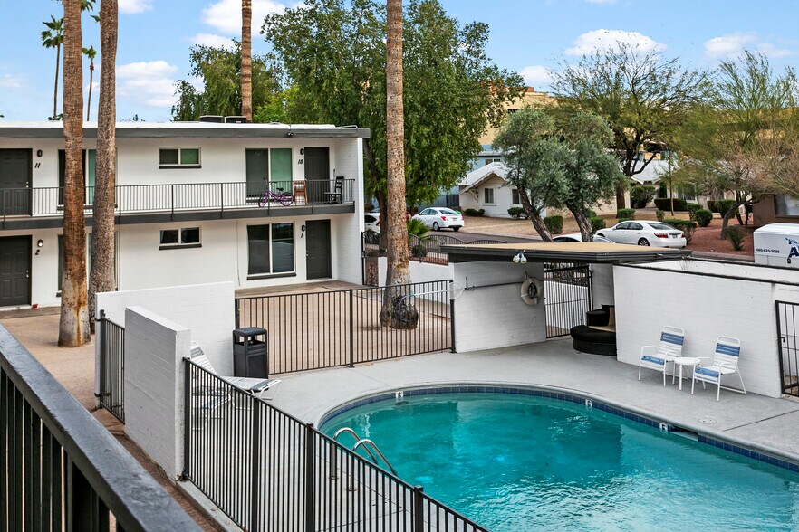 More Photos Of 2014 W Berridge Ln, Phoenix Apartments For Sale