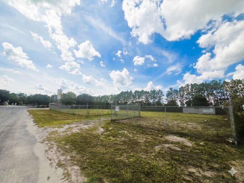 More Photos Of Industrial Park Rd, Green Cove Springs Land For Lease
