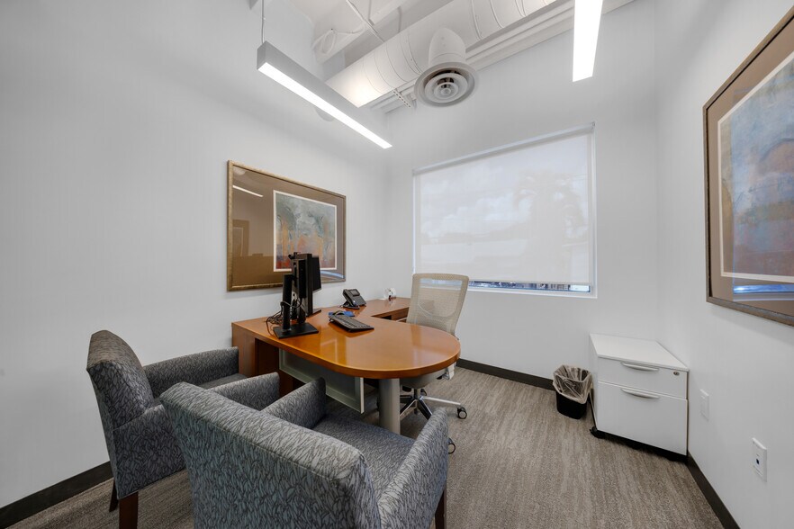 More Photos Of 4713-4725 SW 8th St, Miami Storefront For Lease