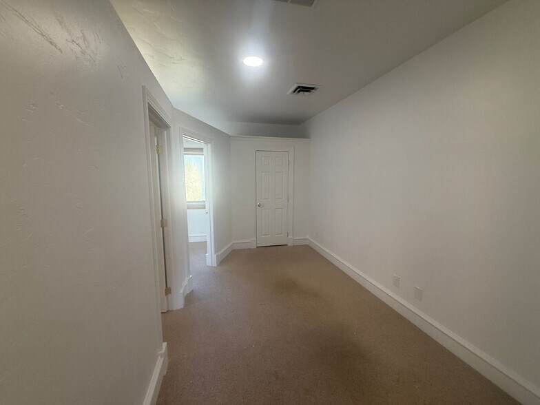More Photos Of 440 S Lincoln Ave, Steamboat Springs Office For Lease