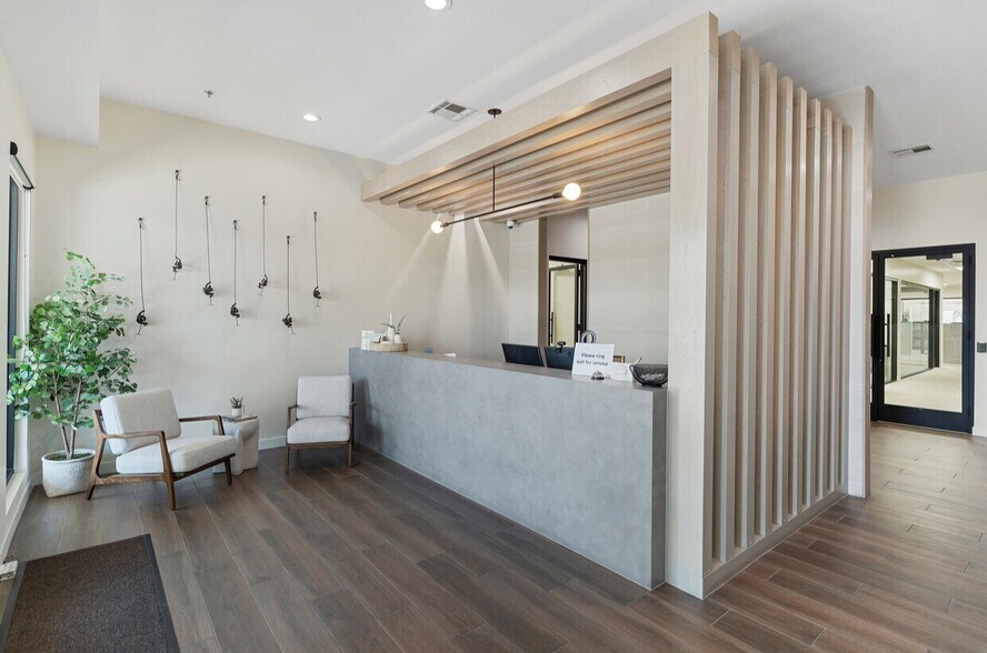 More Photos Of 2320 Potosi St, Las Vegas Office For Sale