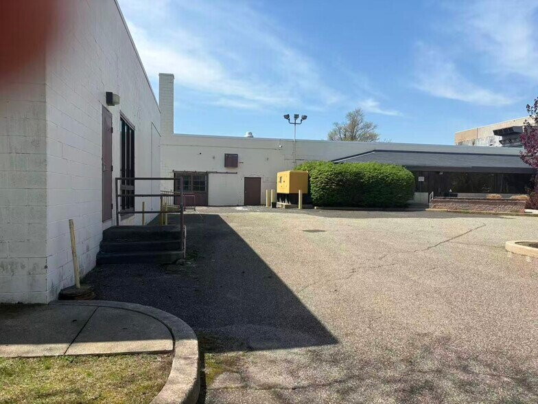 More Photos Of 301 Cuthbert Blvd, Cherry Hill Warehouse For Sale