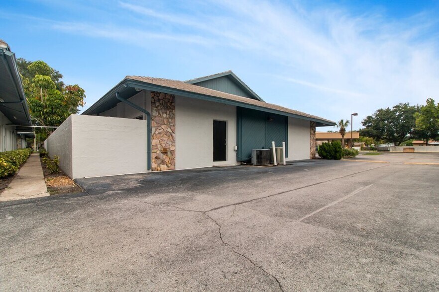More Photos Of 3301 66th St N, Saint Petersburg Office For Sale