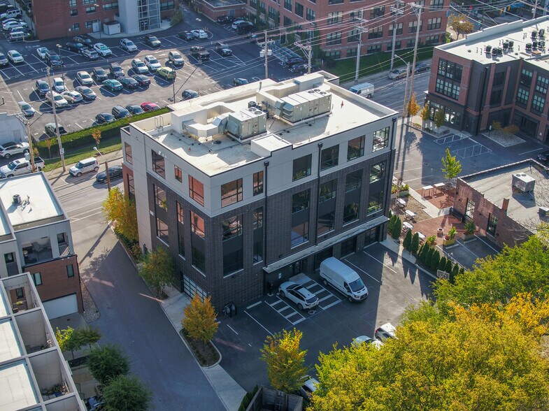 More Photos Of 893-901 N 4th St, Columbus Office Residential For Sale