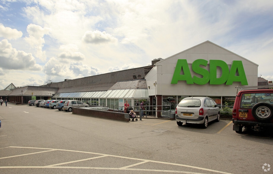 More Photos Of Victoria Centre, Crewe General Retail For Lease