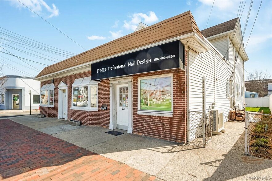More Photos Of 222 Hempstead Ave, Lynbrook Storefront Retail Residential For Sale