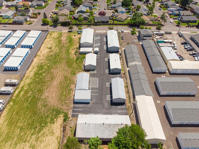 More Photos Of 1091 Chemawa, Keizer Warehouse For Lease