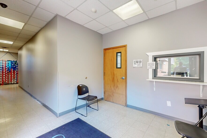 More Photos Of 7 Waterloo Rd, Stanhope Office For Sale