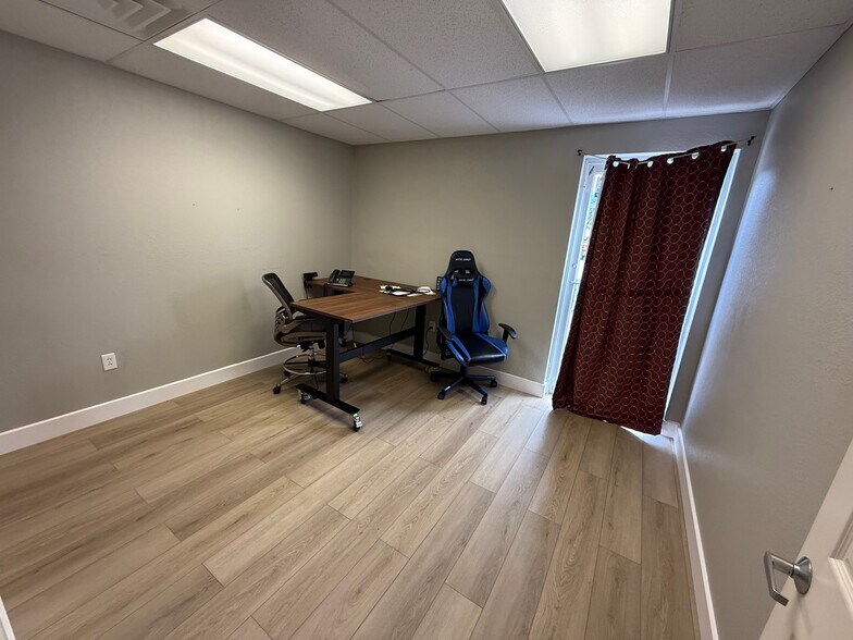 More Photos Of 101 E New Haven Ave, Melbourne Medical For Lease