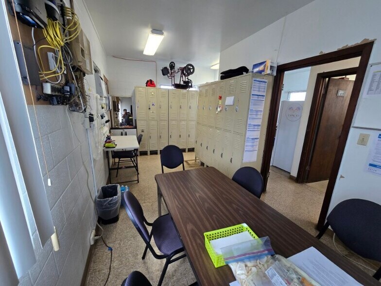 More Photos Of 4321 Lawehana St, Honolulu Land For Lease