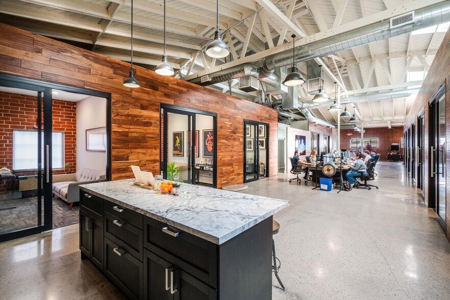 More Photos Of 11162 La Grange Ave, West Los Angeles Office For Sale