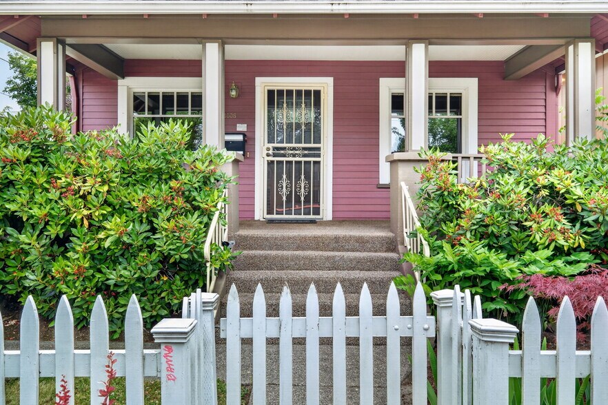 More Photos Of 8606 SE 17th Ave, Portland Office For Lease