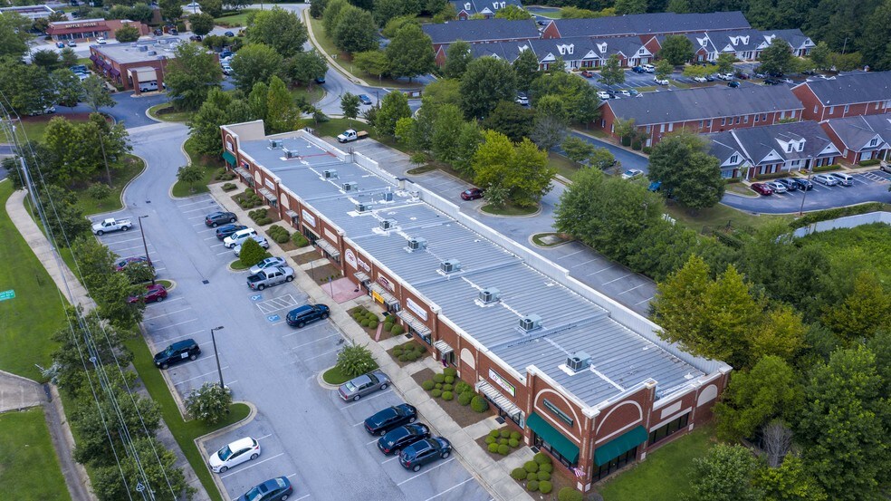 More Photos Of 800 Highway 54 W, Fayetteville Unknown For Lease
