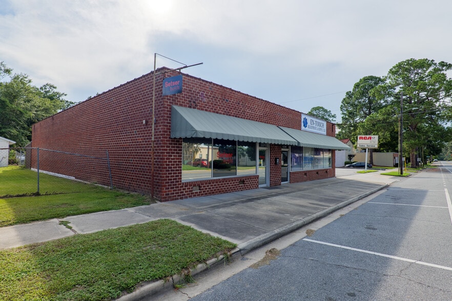 More Photos Of 1004 Williams St, Valdosta Office For Sale