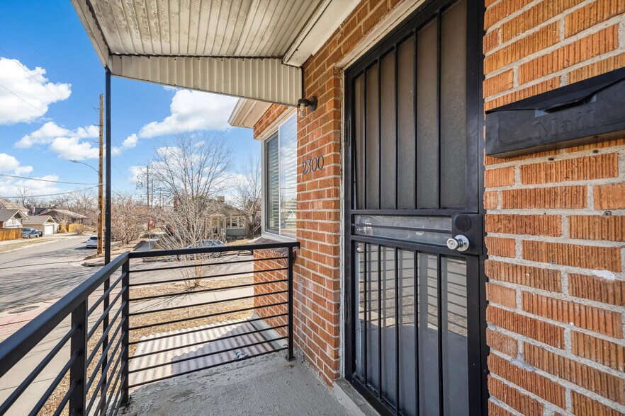 More Photos Of 2300 W 39th Ave, Denver Apartments For Sale