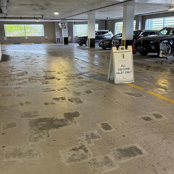 More Photos Of 800 SE 4th Ave, Hallandale Beach Office For Sale