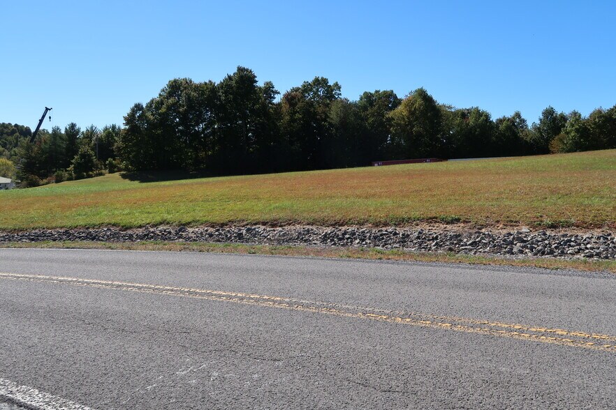 More Photos Of 2045 Winners Dr, Pleasant Valley Land For Sale