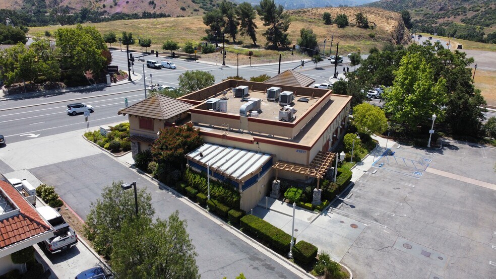 More Photos Of 5001-5033 Kanan Rd, Agoura Hills Unknown For Lease